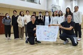 爱游戏-广西天峨高中老师搂抱女学生评论最新