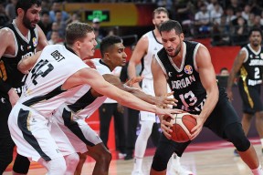 爱游戏公司-包含胜者为王！篮球巨星云集一堂掀起狂潮的词条