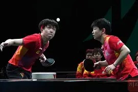 爱游戏部门-包含双方球队在比赛中一决胜负，全场观众为之沸腾的词条