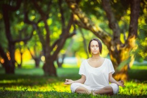 新手入门指南：爱游戏中心