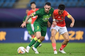 爱游戏部门-包含国安不敌恒大，曾诚关键扑救，施密特想拿下胜利的词条