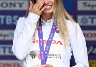 爱游戏中心-荷兰女足队创造历史,首次晋级世界杯四强是谁